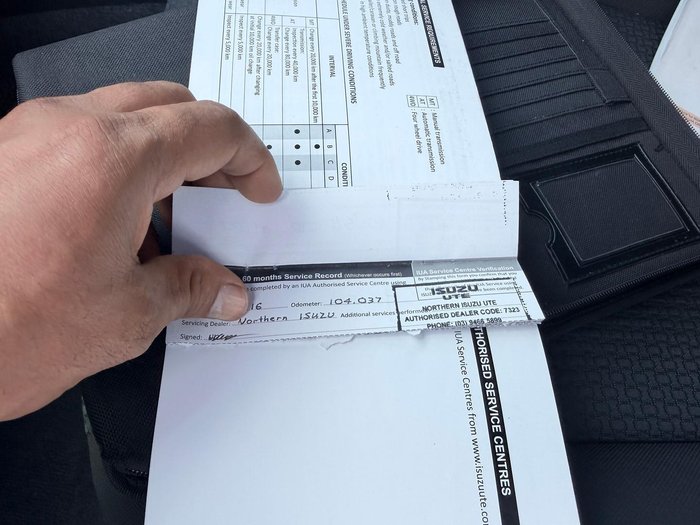 2013 Isuzu D-MAX LS High Ride MY12 4x2 Splash White