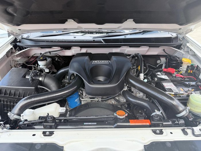 2013 Isuzu D-MAX LS High Ride MY12 4x2 Splash White