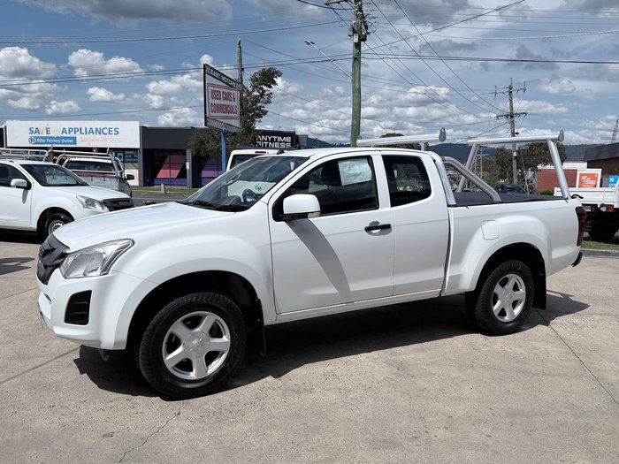 2018 Isuzu D-MAX SX High Ride MY18 4x2 Splash White