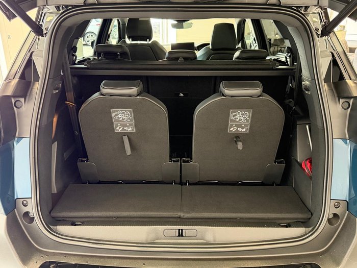 2022 Peugeot 5008 GT Sport