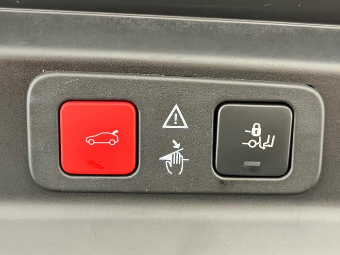 2022 Peugeot 5008 GT Sport