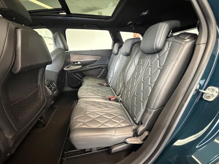 2022 Peugeot 5008 GT Sport