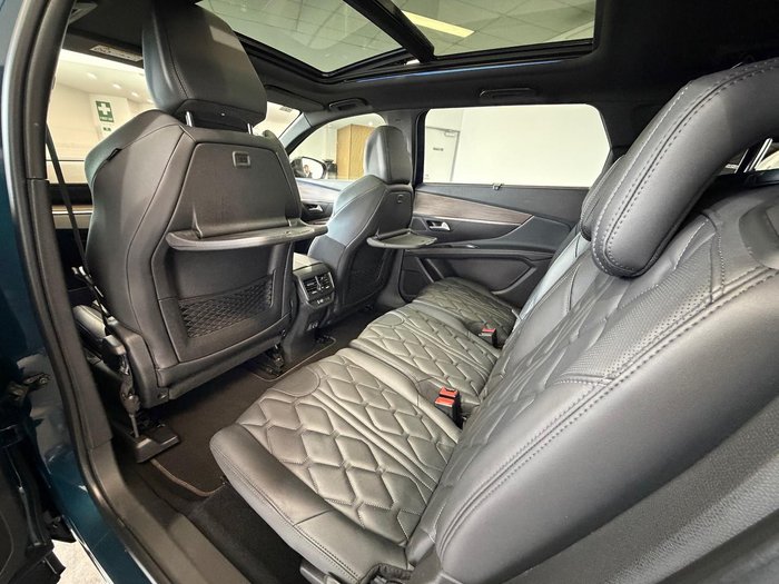2022 Peugeot 5008 GT Sport