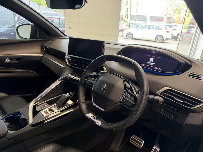 2022 Peugeot 5008 GT Sport