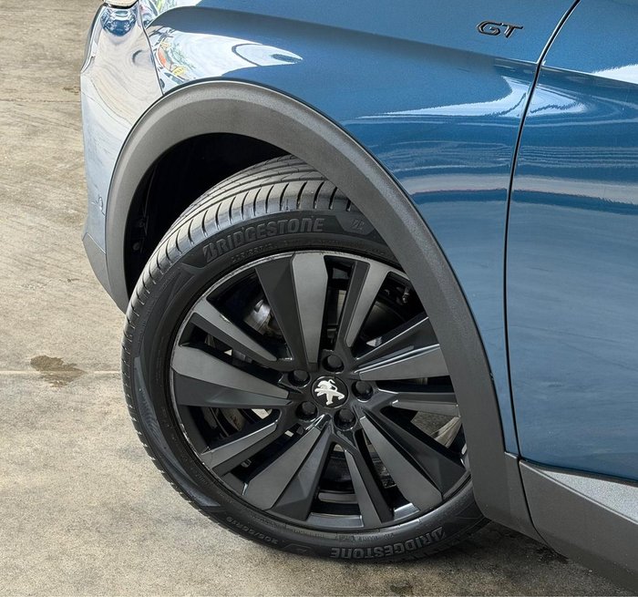 2022 Peugeot 5008 GT Sport