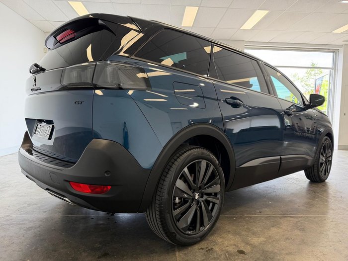 2022 Peugeot 5008 GT Sport