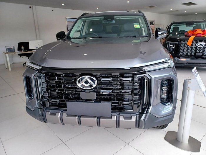 2025 LDV D90 Executive