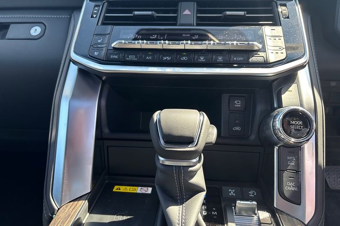 2025 Toyota Landcruiser Sahara