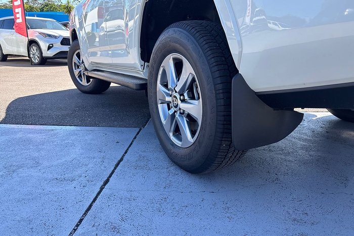 2025 Toyota Landcruiser Sahara