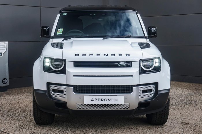 2025 Land Rover Defender 110 D250 S