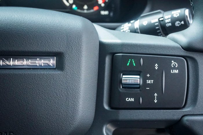 2025 Land Rover Defender 110 D250 S