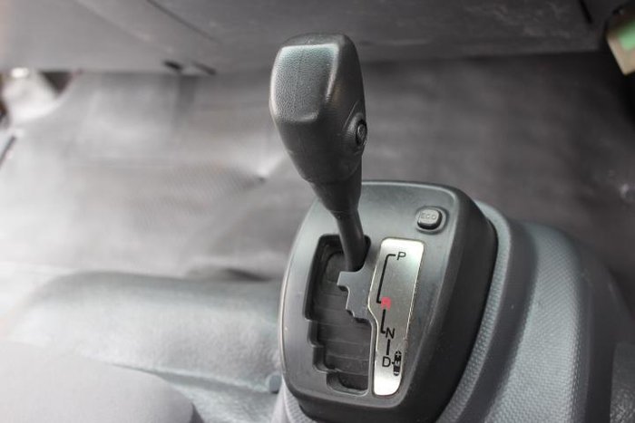 2017 Isuzu N Series NNR 45-150 WHITE