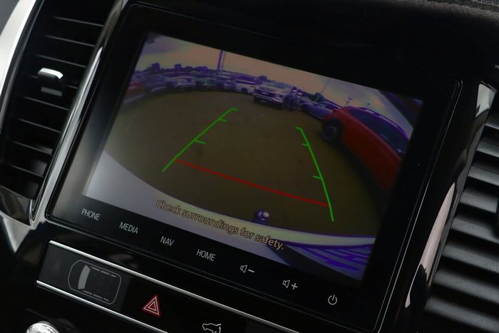 2022 Mitsubishi Pajero Sport GLS