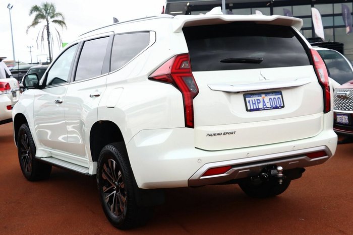 2022 Mitsubishi Pajero Sport GLS