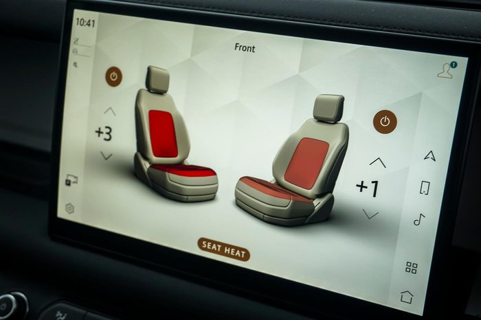 2025 Land Rover Defender 110 P400 S