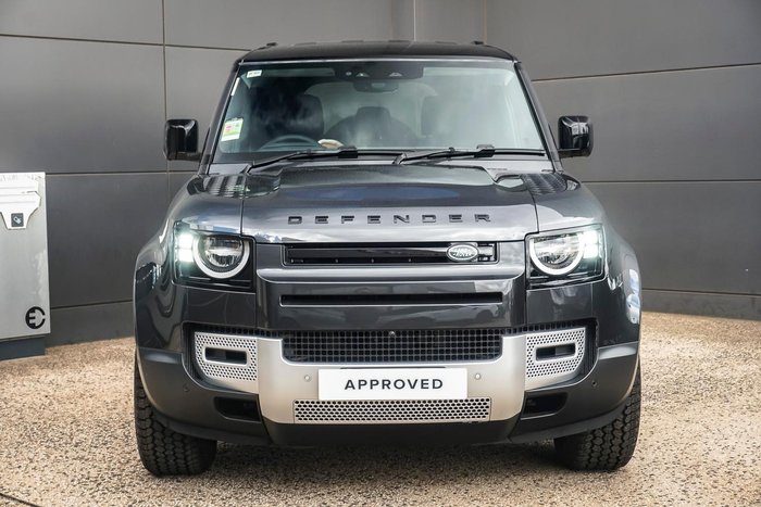 2025 Land Rover Defender 110 P400 S