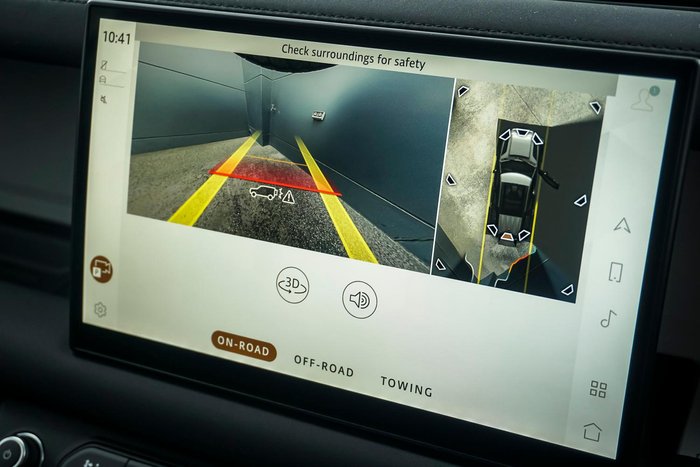 2025 Land Rover Defender 110 P400 S