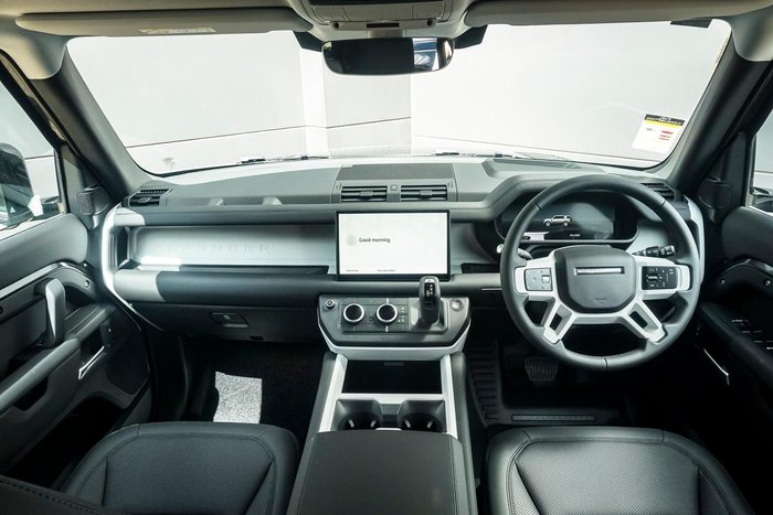 2025 Land Rover Defender 110 P400 S