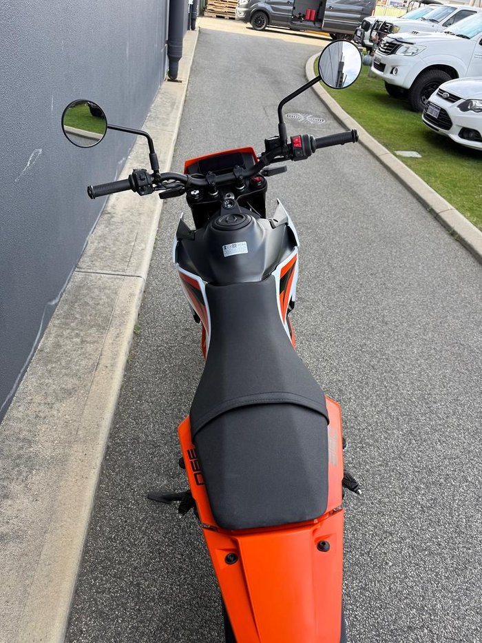 2025 KTM 390 SMC R SMC Orange