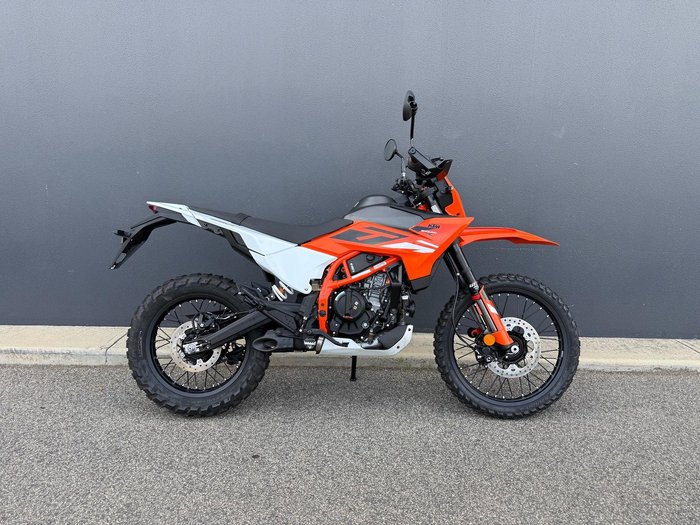 2026 KTM 390 Enduro R