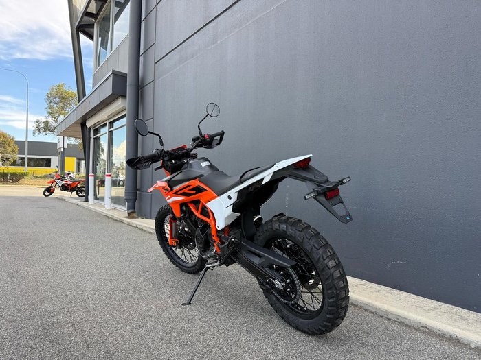 2025 KTM 390 Enduro R Enduro Orange