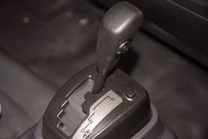 2025 Isuzu N Series NNR 45 150