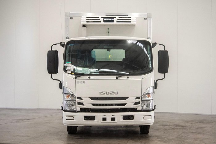 2025 Isuzu N Series NNR 45 150