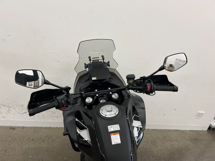 2025 CFMOTO MT Black