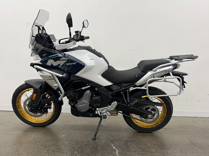2025 CFMOTO MT White