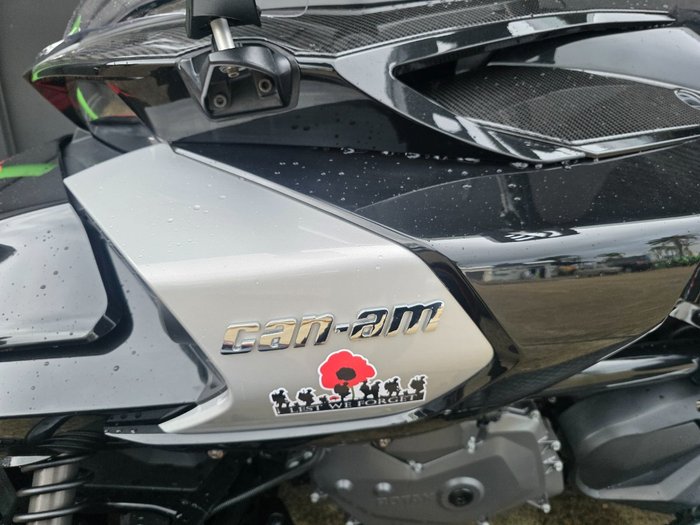 2015 BRP SPYDER F3 (SM6) BLACK