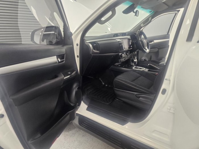 2021 Toyota Hilux SR5 GUN126R 4X4 Dual Range Glacier White