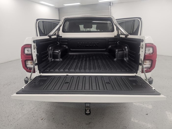 2021 Toyota Hilux SR5 GUN126R 4X4 Dual Range Glacier White