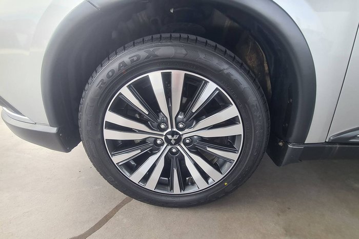 2018 Mitsubishi Outlander ES ADAS