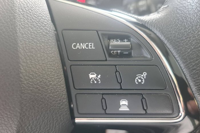 2018 Mitsubishi Outlander ES ADAS