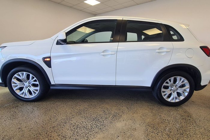 2022 Mitsubishi ASX ES