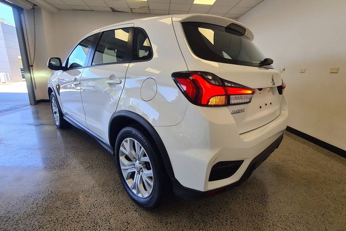 2022 Mitsubishi ASX ES