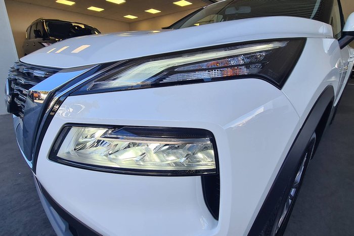 2024 Nissan X-TRAIL ST