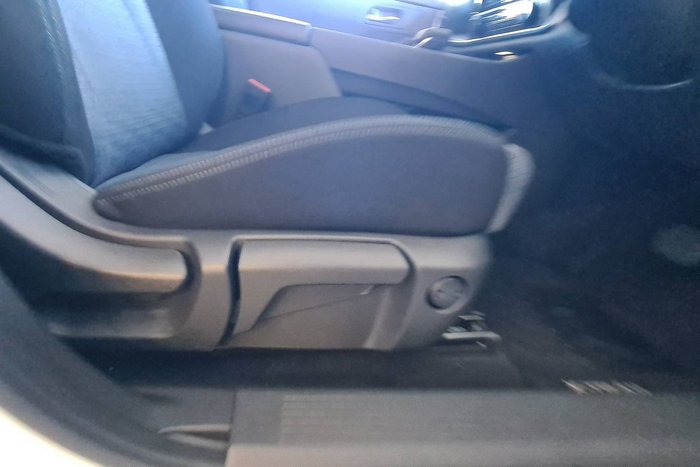 2024 Nissan X-TRAIL ST