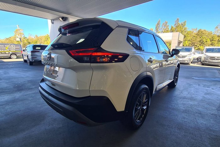 2024 Nissan X-TRAIL ST