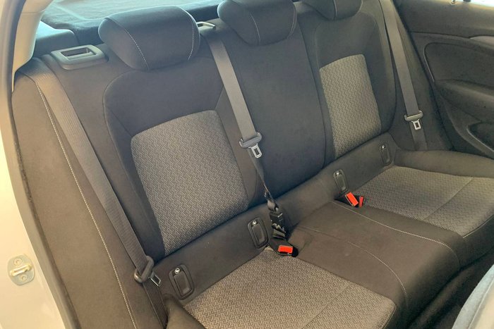 2020 Holden Commodore LT