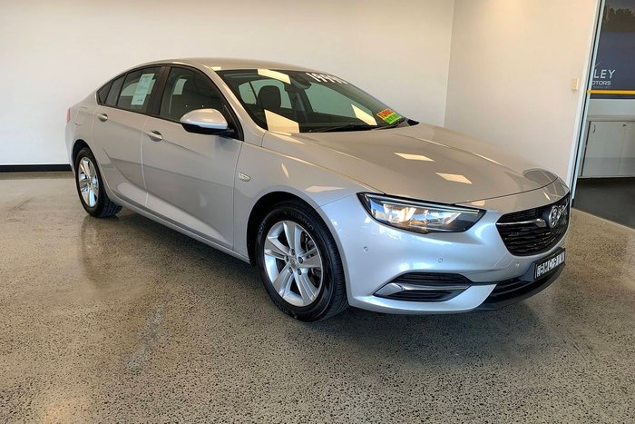 2020 Holden Commodore LT