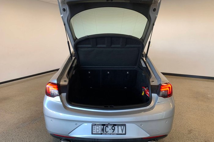 2020 Holden Commodore LT