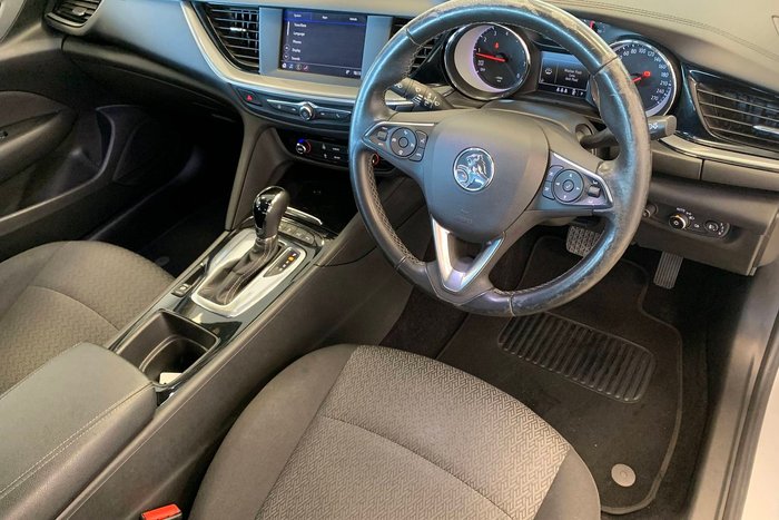 2020 Holden Commodore LT