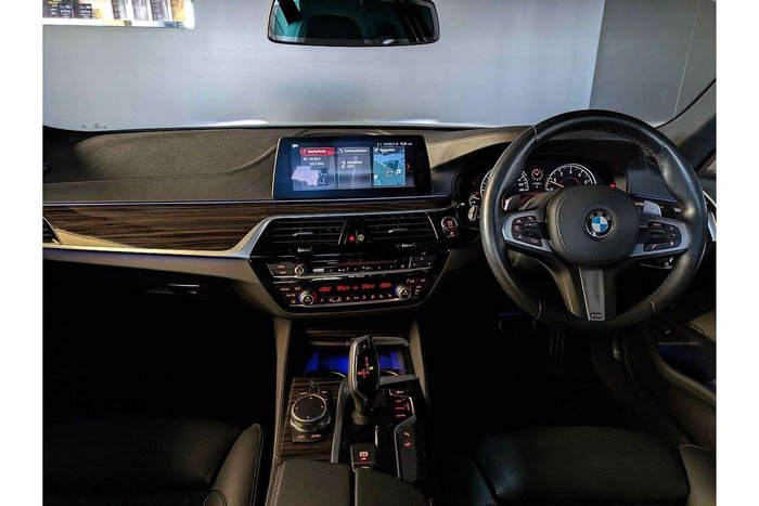 2017 BMW 5 Series 540i M Sport
