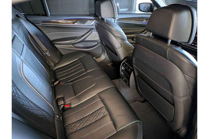 2017 BMW 5 Series 540i M Sport