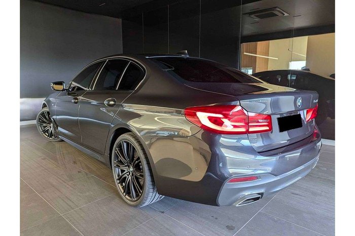 2017 BMW 5 Series 540i M Sport