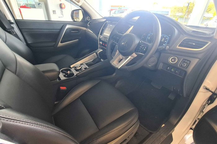 2024 Mitsubishi Pajero Sport Exceed