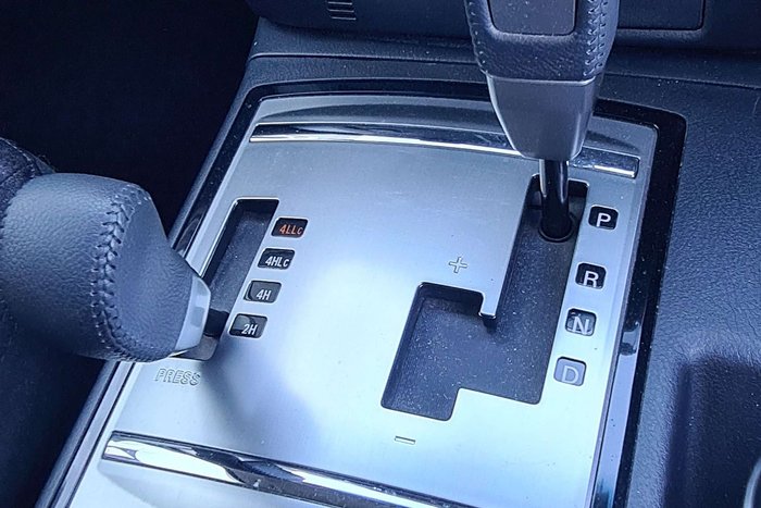 2020 Mitsubishi Pajero GLX