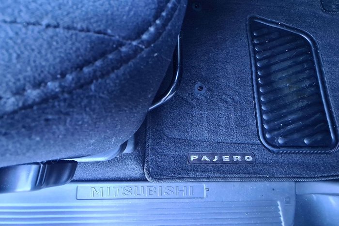 2020 Mitsubishi Pajero GLX