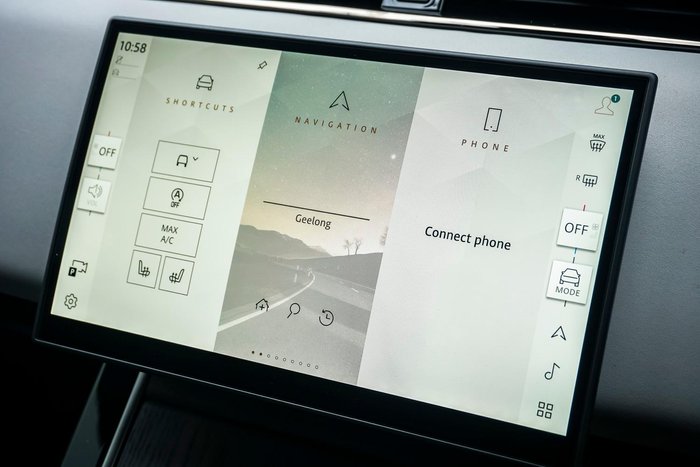 2025 Land Rover Range Rover Evoque P250 Dynamic SE